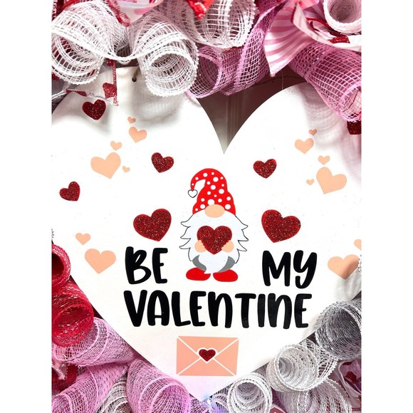 XL Handmade Be My Valentine Gnome Hearts Ribbon Prelit Wreath 26 ins LED XLW6 - Picture 6 of 12